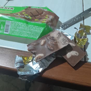 Ülker Süt Çikolatası Bozuk Çıktı