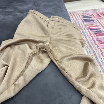 İpekyol Mağazasından Alınan Bir Kez Giyince Paramparça Olan Pantolon