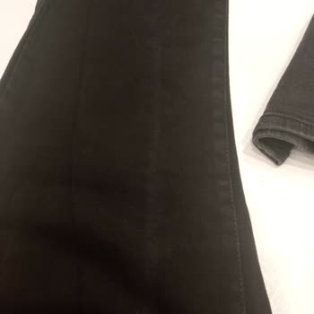 Colin's Kot Pantolonlarda Damar Çizgiler Ve Renk Solması