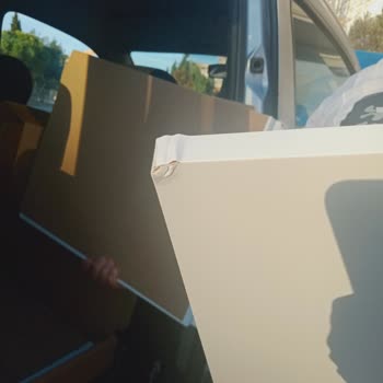 IKEA Ayakkabılık Ürünün Sürekli Kusurlu Gelmesi