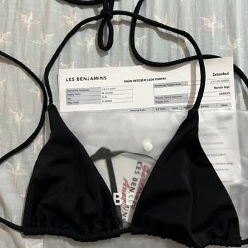 Les Benjamins Hatalı Ürün, Değişim Talebi