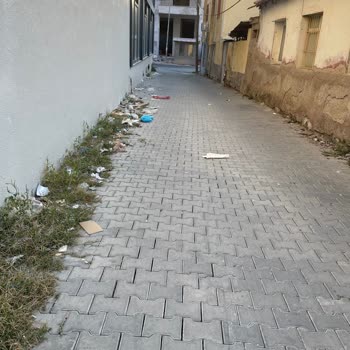 Kemalpaşa Belediyesi (İzmir) Sokak Kirliliği Çöp