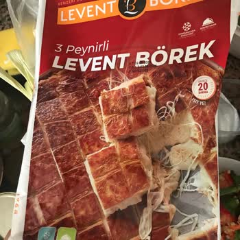 Levent Börek İçinin Küflü Olması