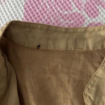 Mismatmazel (Instagram) Yaka Etiketi Sökülüp Farklı Ürün Yollanmış.