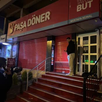 Paşa Döner Kedinin Kepengin Altında Kalıp Ölmesi