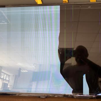 Onvo Elektronikte Kırık TV Satışı İle İlgili Şikayet