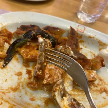 Bursa Kebap Evi Skandalı (Hayvanı Canlı Canlı Yedik! )