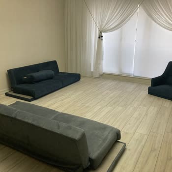 Sorumsuz Mondi Çalışanları