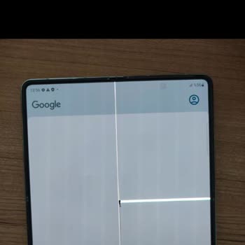 Samsung Telefon Z Fold Serisi Ve Başımıza Gelenler