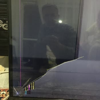 LG TV Ayaklık Kırılması