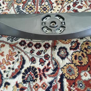 LG TV Ayaklık Kırılması