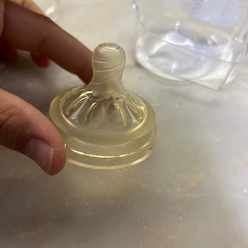 Philips Avent Biberon Başlığı Kullanmadan Kendi Kutusunda Sarardı!