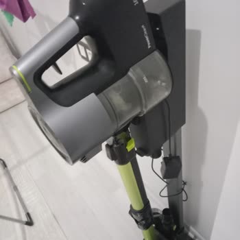 Beko Dikey Süpürge Çekim Küveti Yok