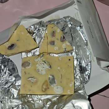 Nestle Beyaz Çikolata Bozuk Çıktı
