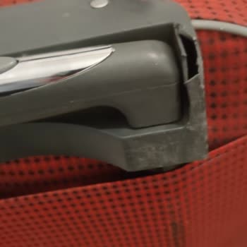 Türk Hava Yolları Kırık Valiz