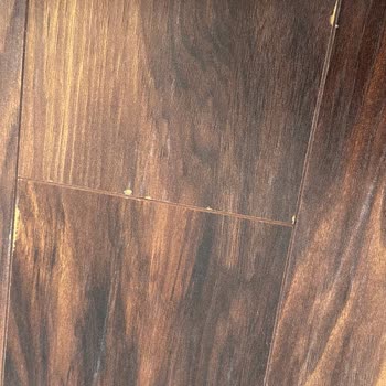 Verox Floor Kahyalar Lamınant Bayı İlgisizliği