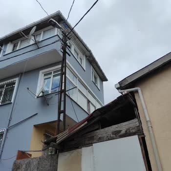 AYEDAŞ Elektrik Direğinin Yer Değişikliği