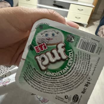 Kurtlu Eti Puf