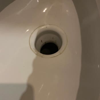 Taraklı Termal Çalışanların Müşteriye Çok Kötü Davranması, İlkel Şartlarda Tatil.