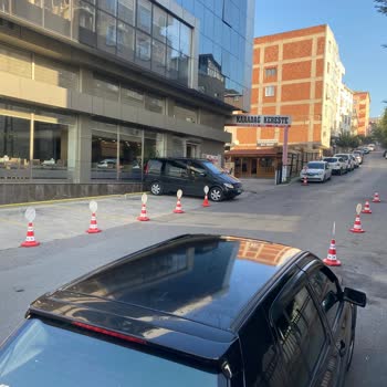Döner İstanbul Park Ve Duba Problemi