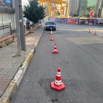 Döner İstanbul Park Ve Duba Problemi