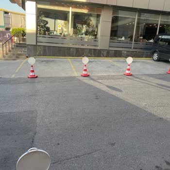 Döner İstanbul Park Ve Duba Problemi