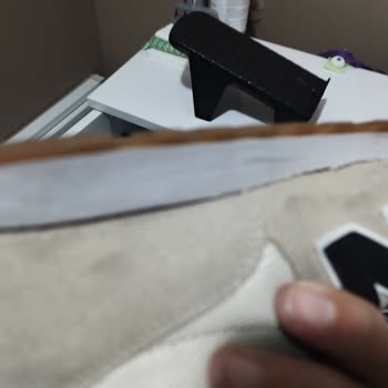 New Balance Fatura Ve Ayakkabı Parçalandı