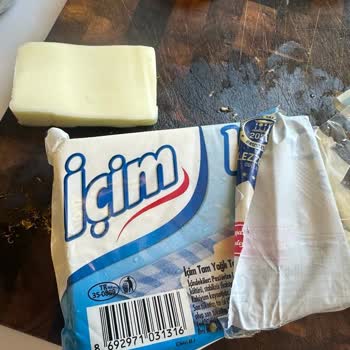 İçim Kaşarın İçinden Kıl Çıktı