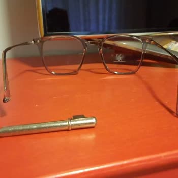 Falan Eyewear Yamuk Gözlük Falan Satıyor
