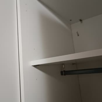 İstikbal Mobilya Delik Deşik Yatak Odası Dolabı