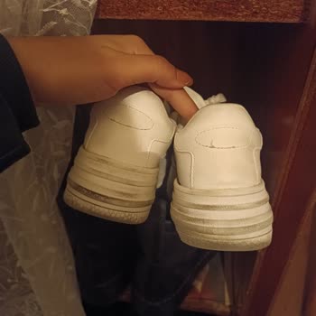 Bershka'dan Aldığım Ayakkabının Yırtılması