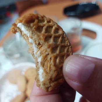 Eti&nbsp; Bisküvi İçinde Madde