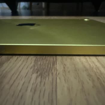 Apple 10. Nesil İpad Eğilme Sorunu