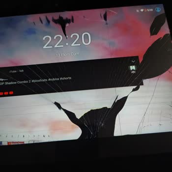 Vestel Tablet Ekranı Çatladı