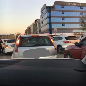 Bursa Büyükşehir Belediyesi Trafik Sıkışıklığı Kazaya Sebebiyet