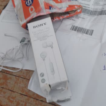 Teknosa Kutu Açılarak Ürün Alınmış.