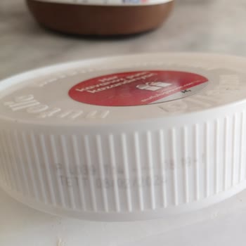 Nutella Buzdolabında Kabarcık Oluşumu Ve Tadın Bozulması