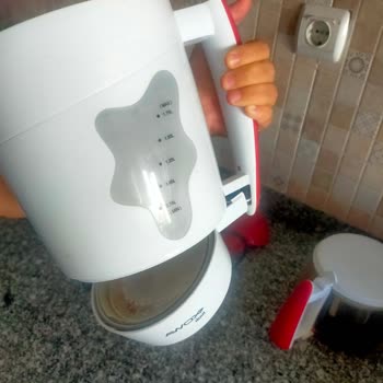 Avox Marka Çaycı Aldık Canımız Yandı