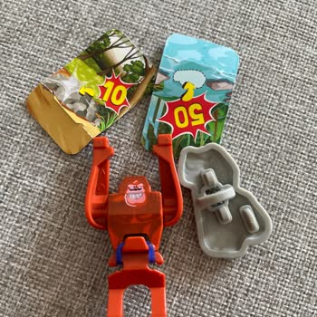 Kinder Oyuncakların Kalitesizliği İçin