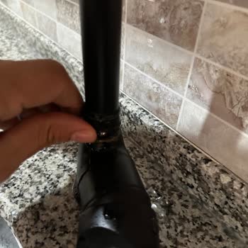 Syronea Batarya Su Sızdırıyor