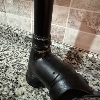 Syronea Batarya Su Sızdırıyor