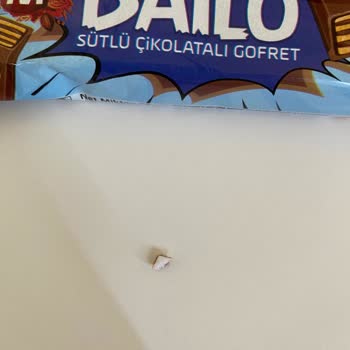Migros Çikolatasının İçinden Plastik Parça Çıktı