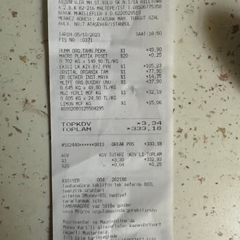 Macro Center'dan Böceklenmiş Un Paketi.