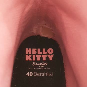 Bershka Ayakkabı İç Astarı Yırtıldı