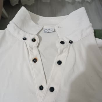 DeFacto Polo Yaka Düğmeleri Paslandı