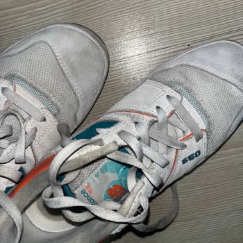 New Balance 550 Ayakkabı Önü Çökmekte