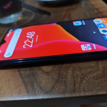 Casper Via E30 Bozuk Telefon Satıyor