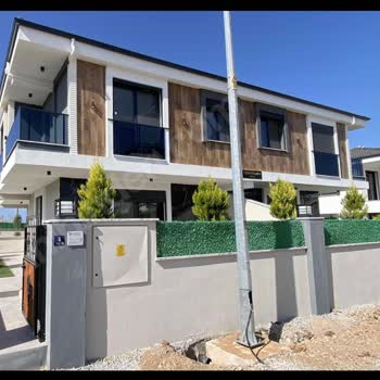 ADM Elektrik Dağıtım Yanlış Yere Koyulan Aydınlatma Direği