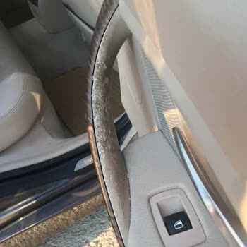 BMW F30 İç Kapı Kollarının Erimesi
