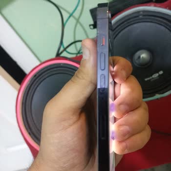 iPhone Kasa Renk Atması